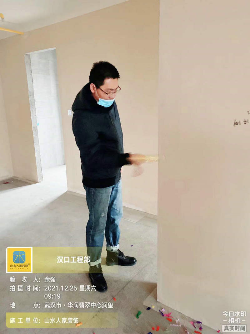 華潤(rùn)翡翠中心潤(rùn)璽1棟業(yè)主開(kāi)工大吉